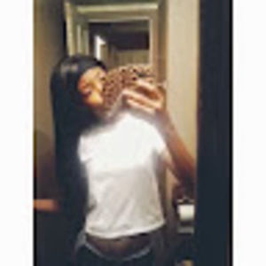 Meet your Posher, Alexus